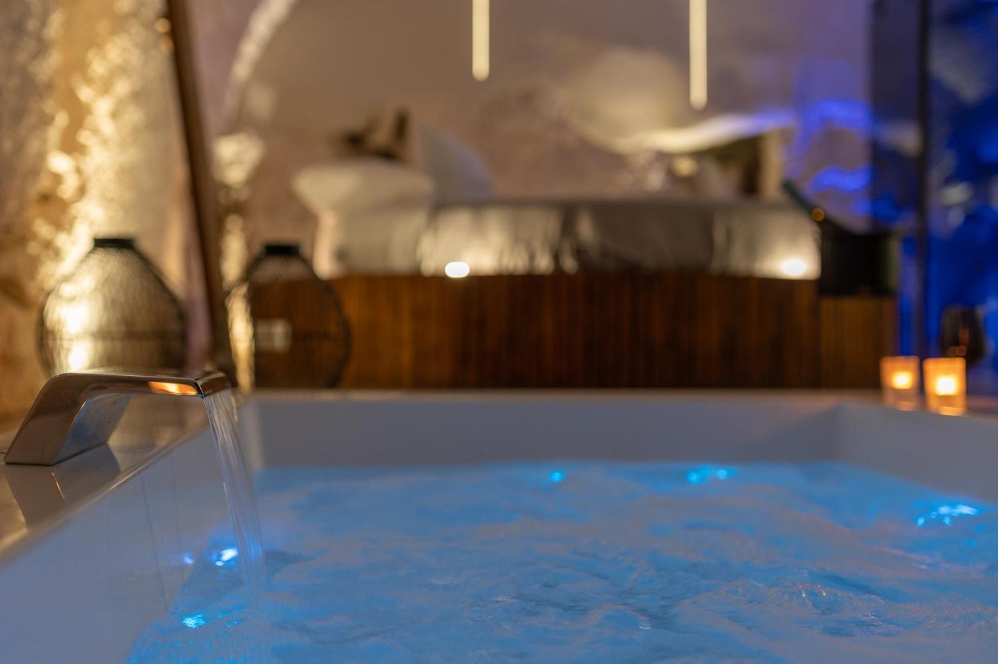 Malolu Luxurysuite Остуни Екстериор снимка