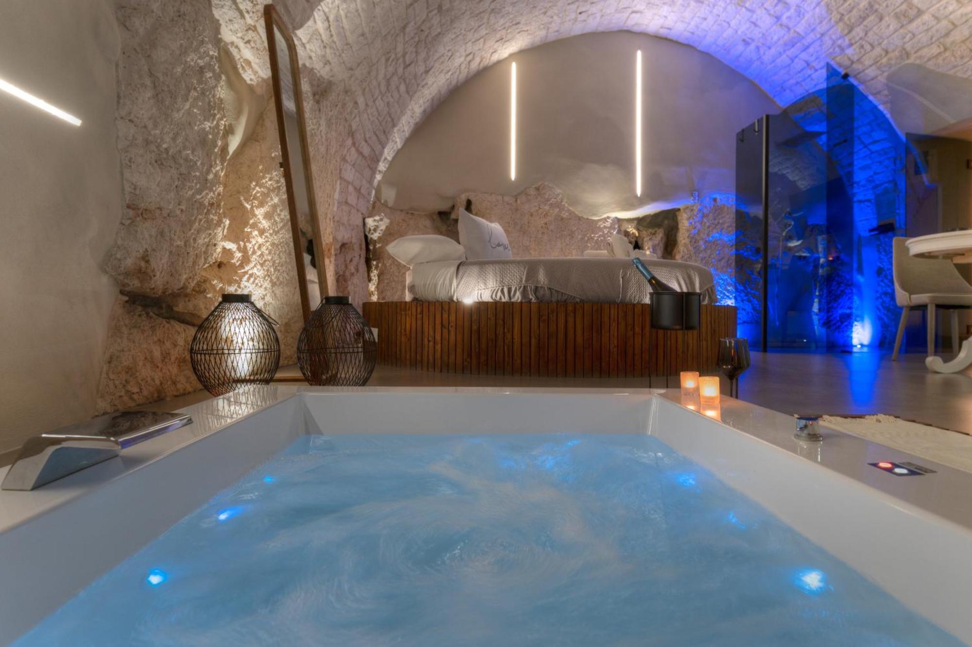 Malolu Luxurysuite Остуни Екстериор снимка