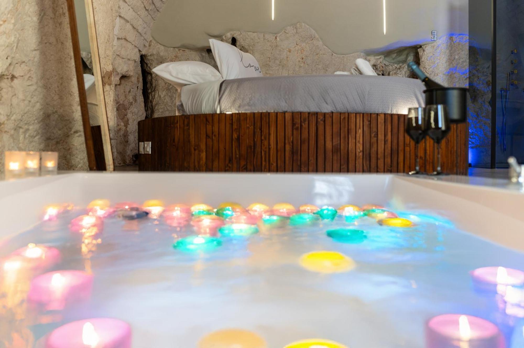 Malolu Luxurysuite Остуни Екстериор снимка