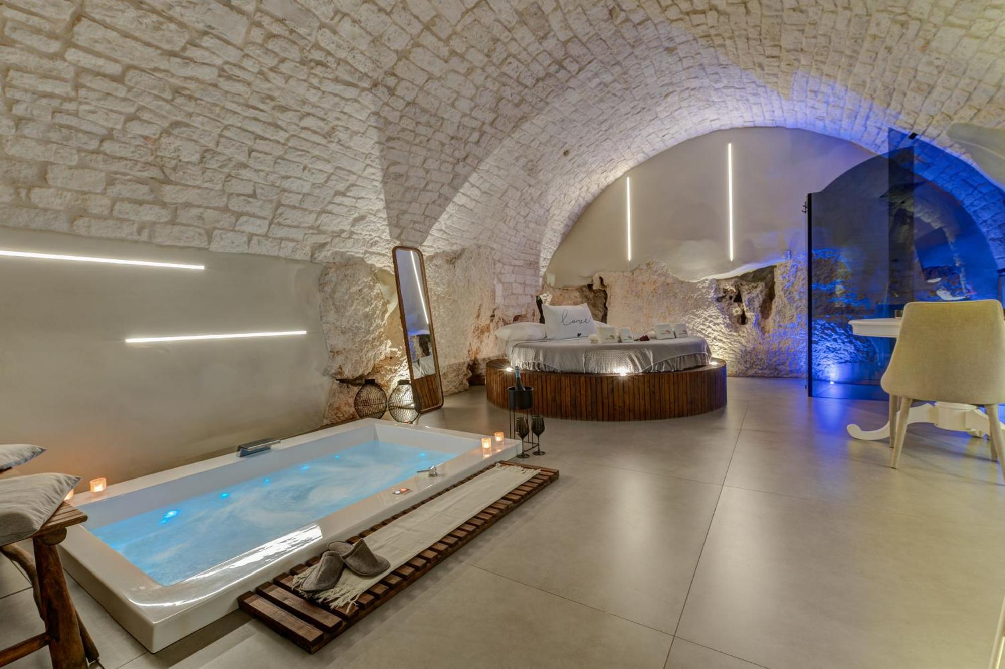 Malolu Luxurysuite Остуни Екстериор снимка