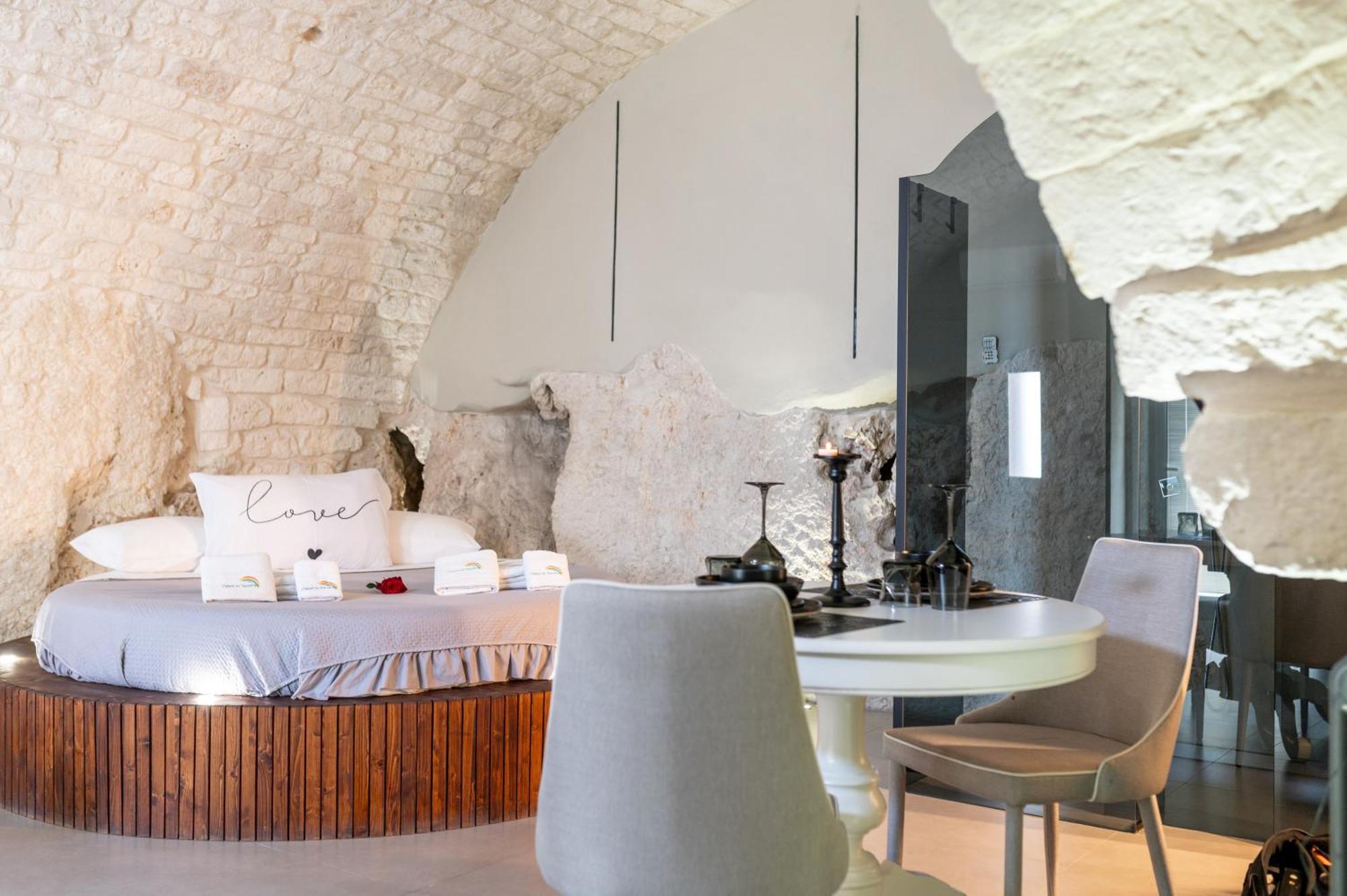 Malolu Luxurysuite Остуни Екстериор снимка